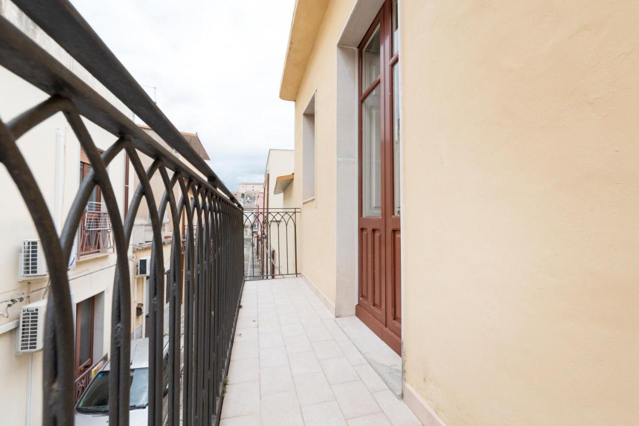 Casa Taro Apartment Noto Exterior photo